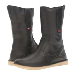 Oliberte Yabela black leather boots